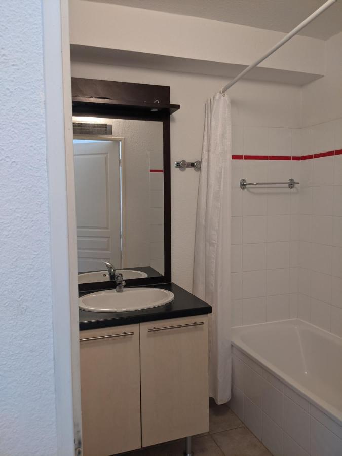 Holiday home Maisonnette Dans Domaine Avec Piscine A Nyons, Pays Des Olives Nyons