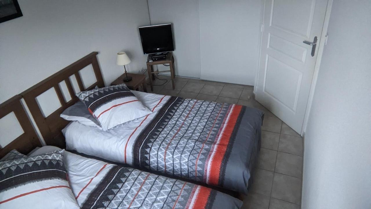 Maisonnette Dans Domaine Avec Piscine A Nyons, Pays Des Olives Holiday home